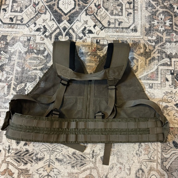 PROTECH | Tactical Olive Vest Adjustable Military Gear - Picture 9 of 15